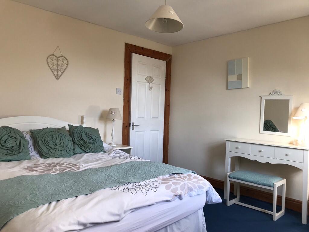 Y Buarth room 3